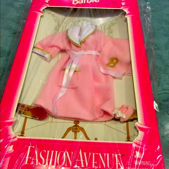 Barbie Fashion Avenue Other - Barbie 1995 NEW monogrammed Pink Robe towel Brush & slipper set Fashion Avenue